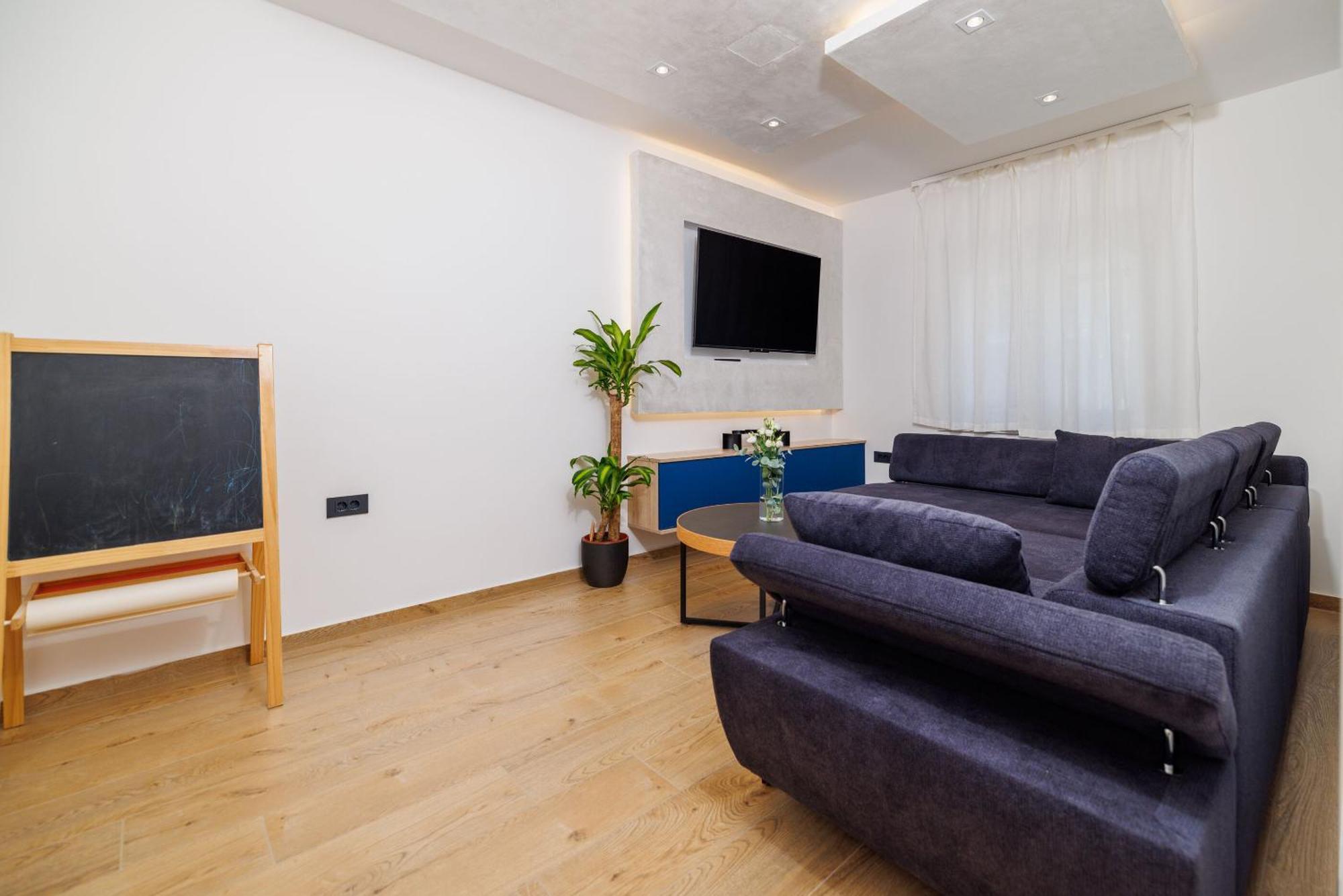 Apartment Mladen ซริกเวนิซา ภายนอก รูปภาพ
